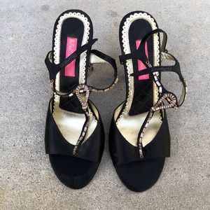 Betsey Johnson black satin heels
